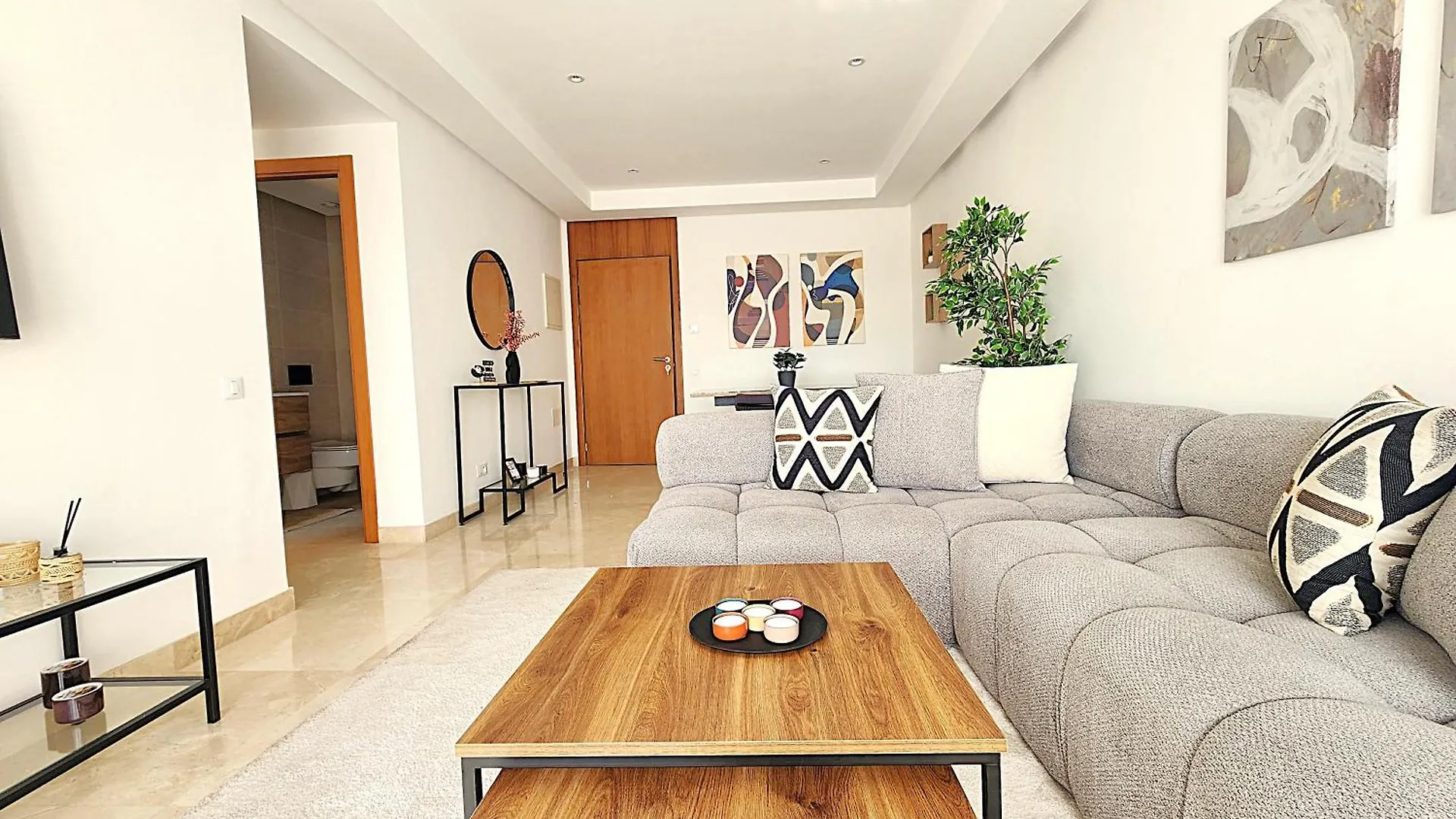 The 53 Gauthier By Ib Signature - Stylish Two-Bedroom Flat - Wifi, Self Check-In, Day And Night Security, Close To All Facilities Casablanca