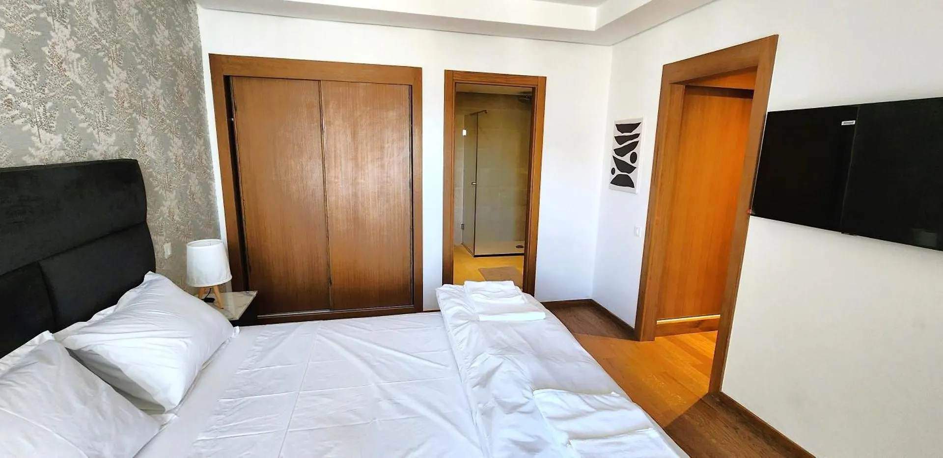 The 53 Gauthier By Ib Signature - Stylish Two-Bedroom Flat - Wifi, Self Check-In, Day And Night Security, Close To All Facilities Casablanca Morocco
