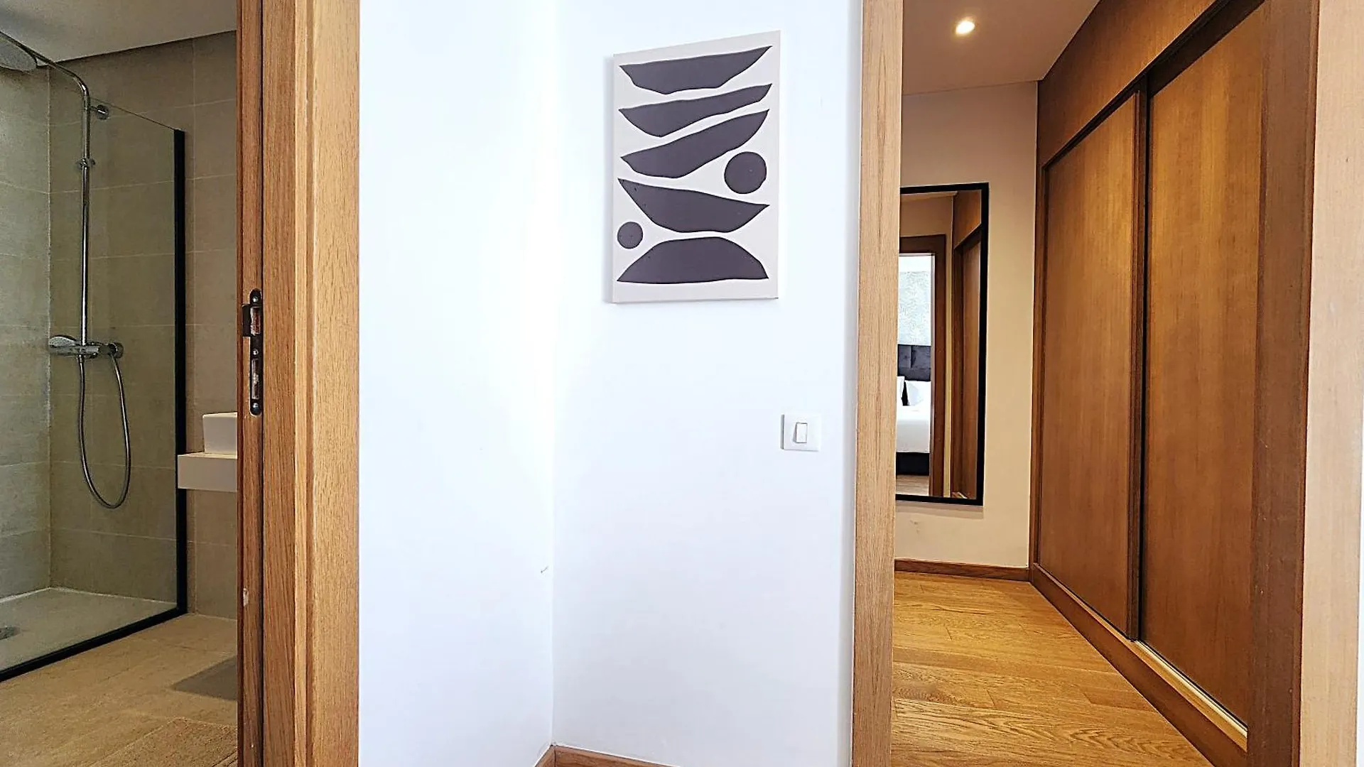 Apartment The 53 Gauthier By Ib Signature - Stylish Two-Bedroom Flat - Wifi, Self Check-In, Day And Night Security, Close To All Facilities Casablanca Morocco
